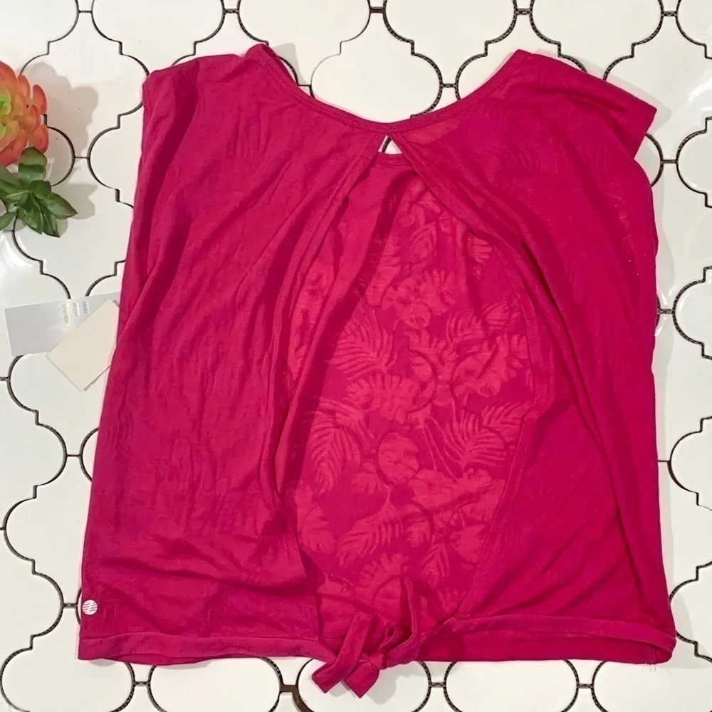Zella Tee in Pink
